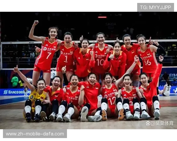 女排最新动态:全新阵容亮相,备战奥运周期关键赛事,期待突破与挑战 女排最新动态:全新阵容亮相,备战奥运周期关键赛事,期待突破与挑战